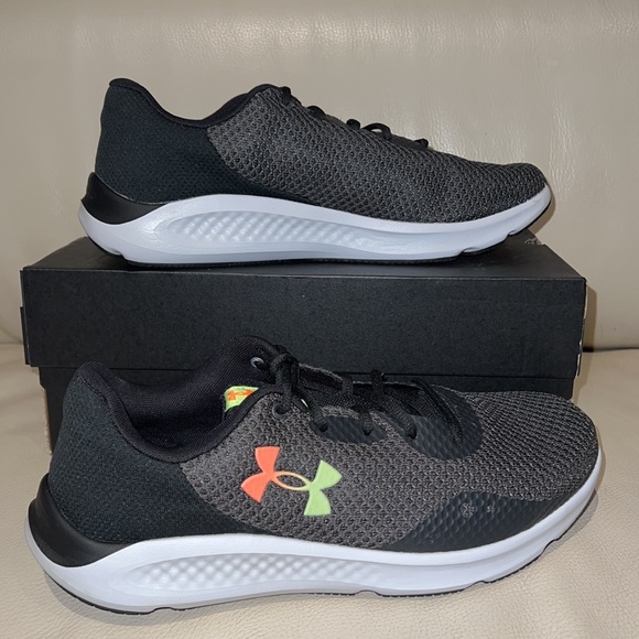 Men's UA Charged Pursuit 3 Running Shoes Sz 10 (4E extra wide) - Picture 6 of 8